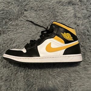 Joe 1 Mid White Pollen Black